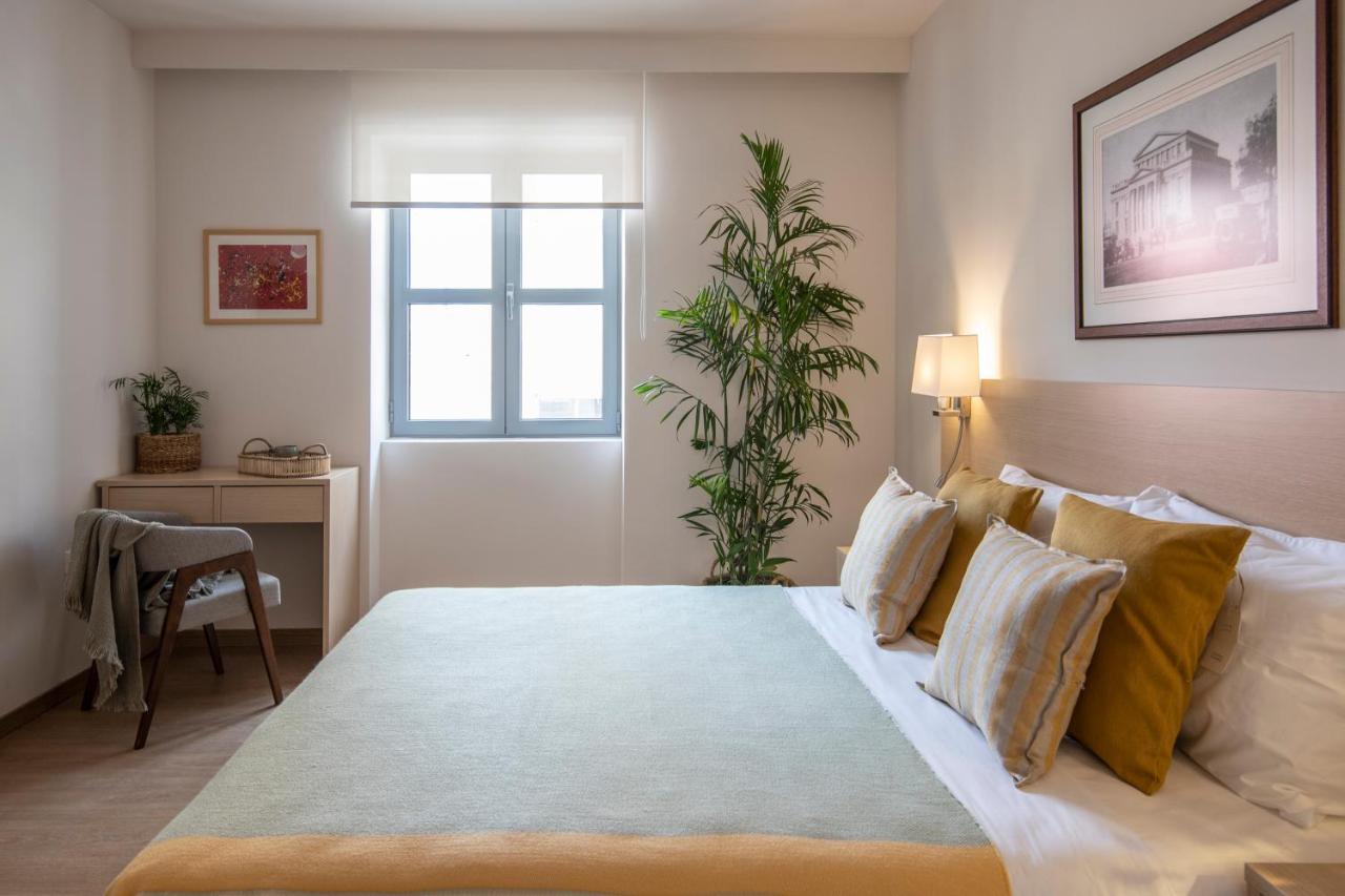 Gallery Suites & Residences พีเรียส ภายนอก รูปภาพ
