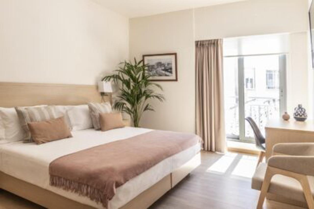 Gallery Suites & Residences พีเรียส ภายนอก รูปภาพ