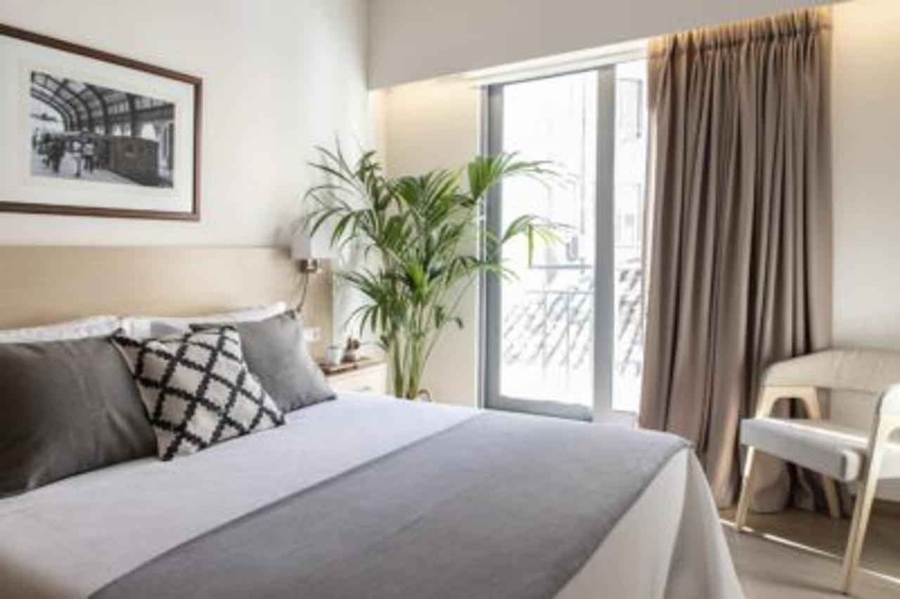 Gallery Suites & Residences พีเรียส ภายนอก รูปภาพ